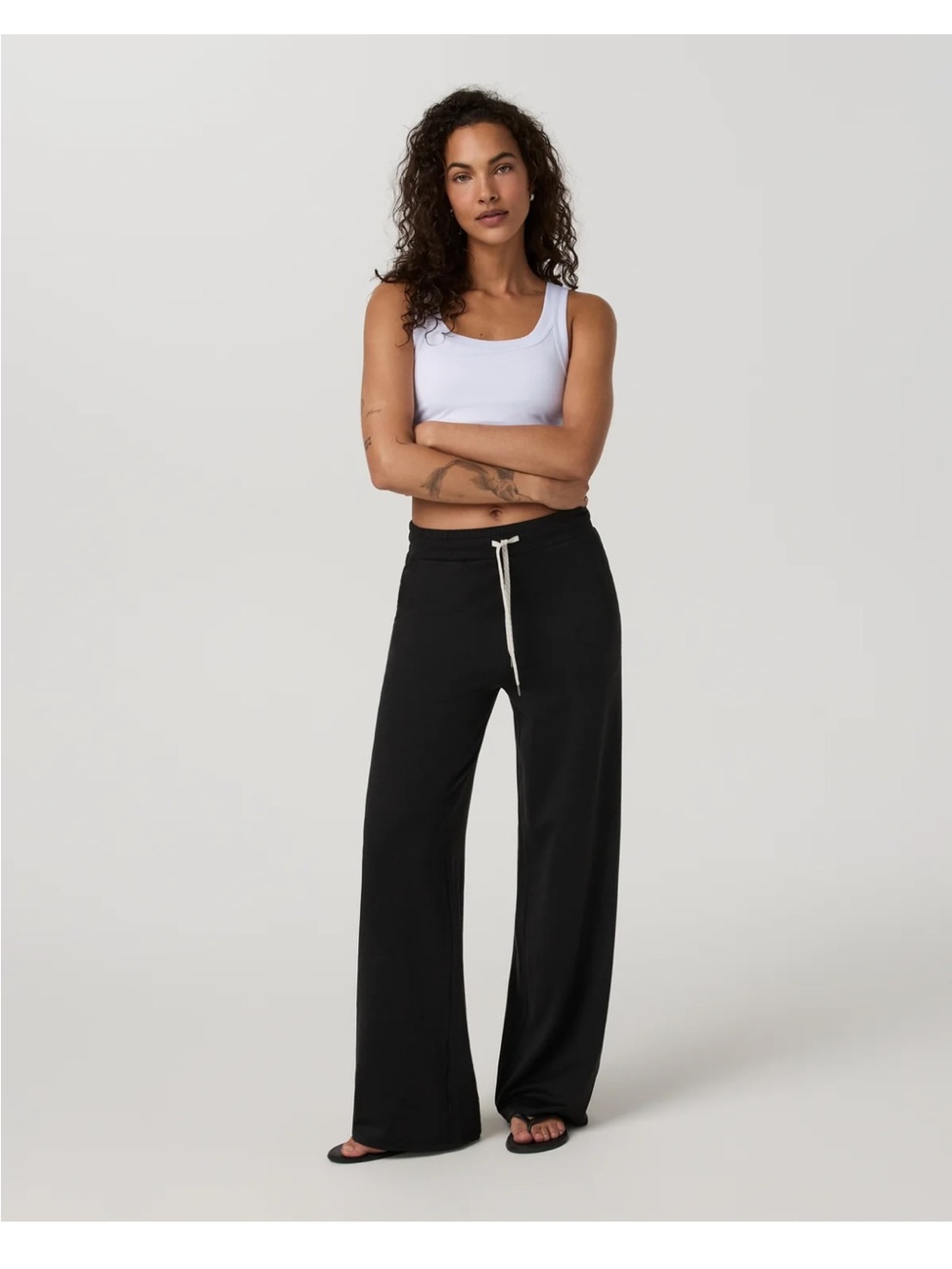 Vuori Halo essential wide leg pants